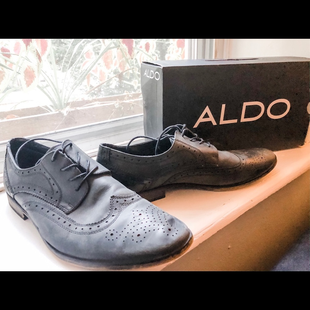 Wingtip Dress Shoes